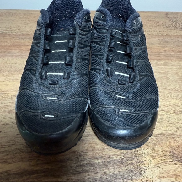 Nike Airmax Black Youth Sneakers, 12C - Picture 3 of 9